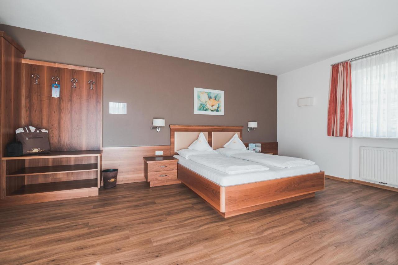 Hotel Am Sonneck 라군도 외부 사진