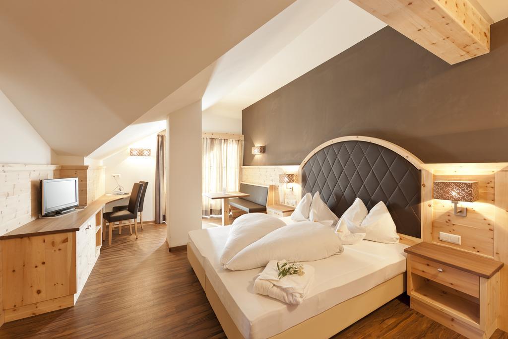 Hotel Am Sonneck 라군도 외부 사진